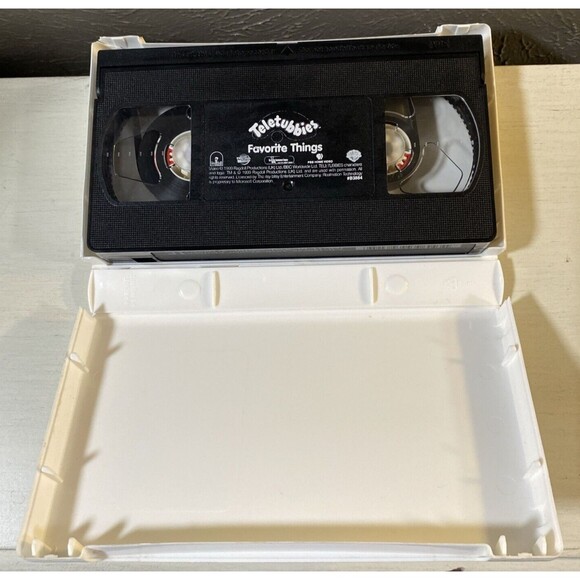 Teletubbies Favorite Things VHS Tape 1999 Volume 4 PBS Kids Clamshell Kids Show - Picture 3 of 3